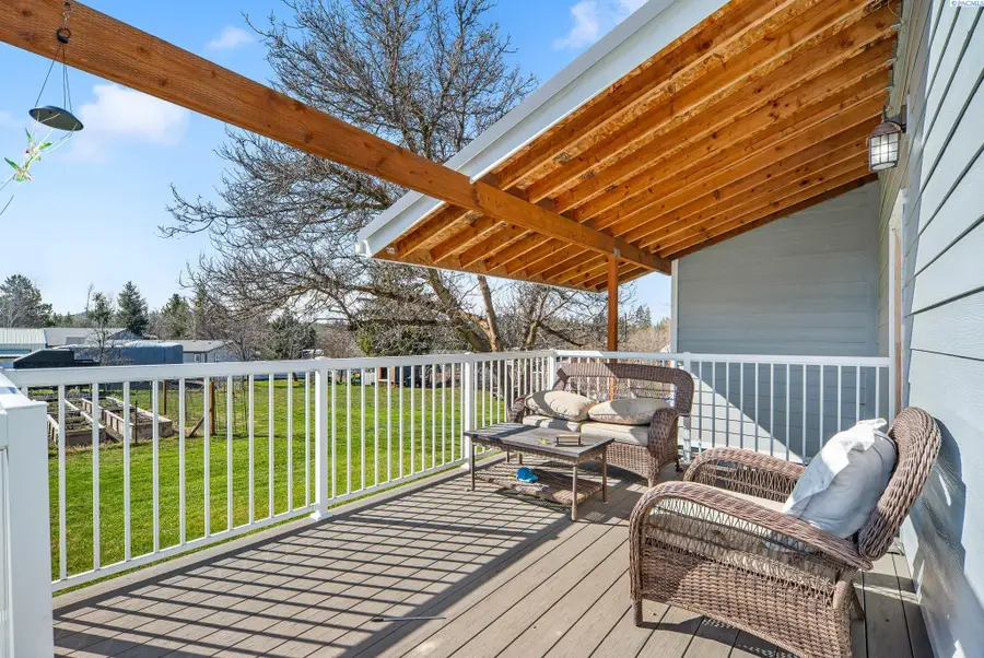 1645 E Idaho St, Palouse, WA 99161 - #3