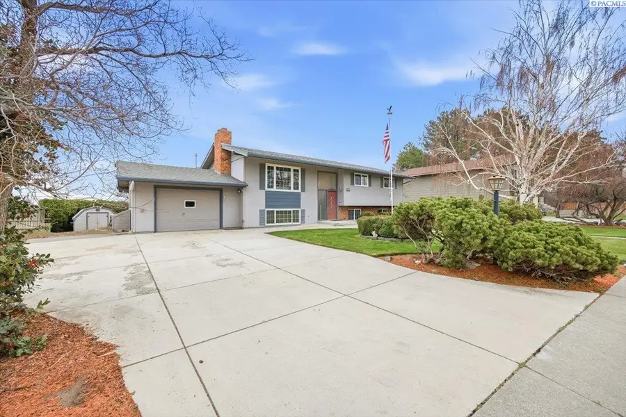 2620 W Klamath Ave, Kennewick, WA 99336 - #2