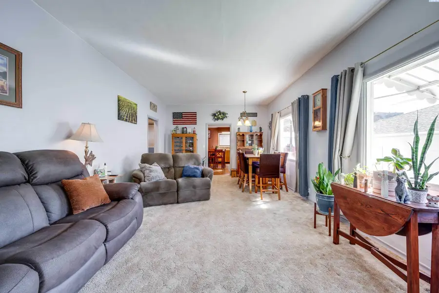 506 N West St, Colfax, WA 99111 - #2