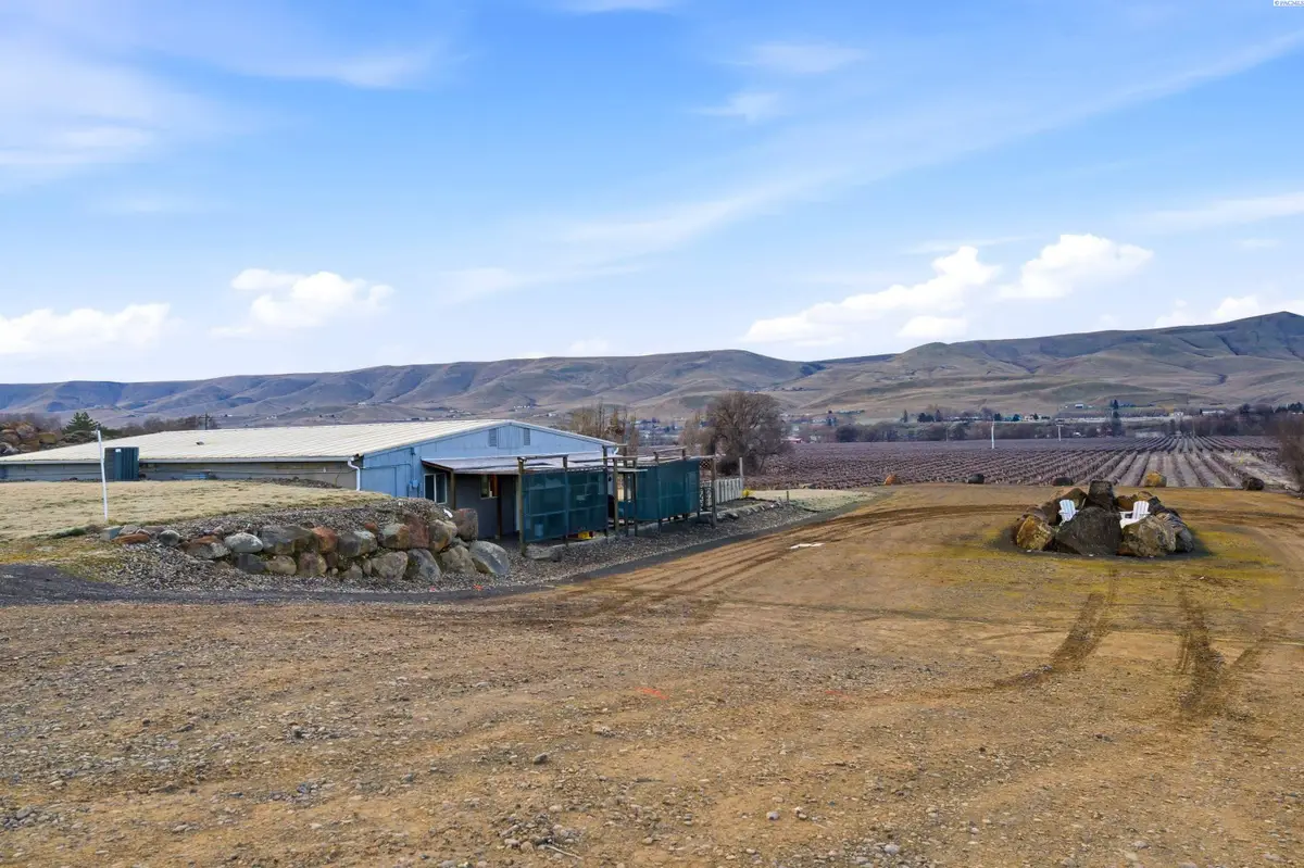 172701 W North River, Prosser, WA 99350 - #1