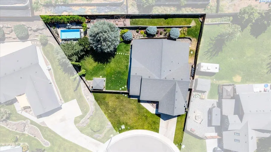 3721 Cherry Ct., West Richland, WA 99353 - #3