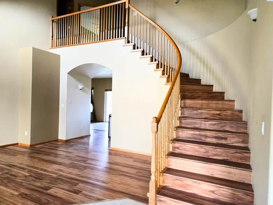 1115 S Harrison St., Kennewick, WA 99338 - #3