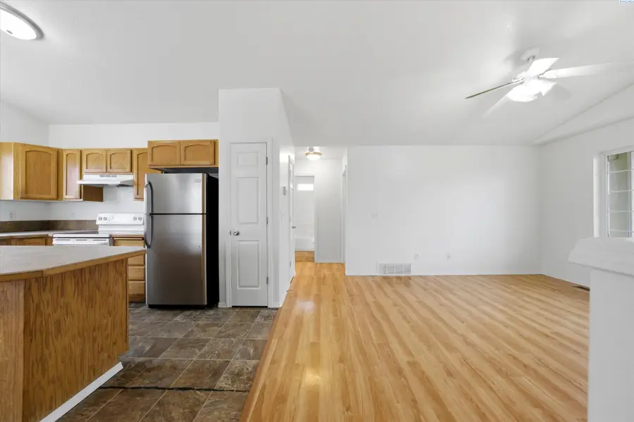 5808 Hudson Dr, Pasco, WA 99301 - #3