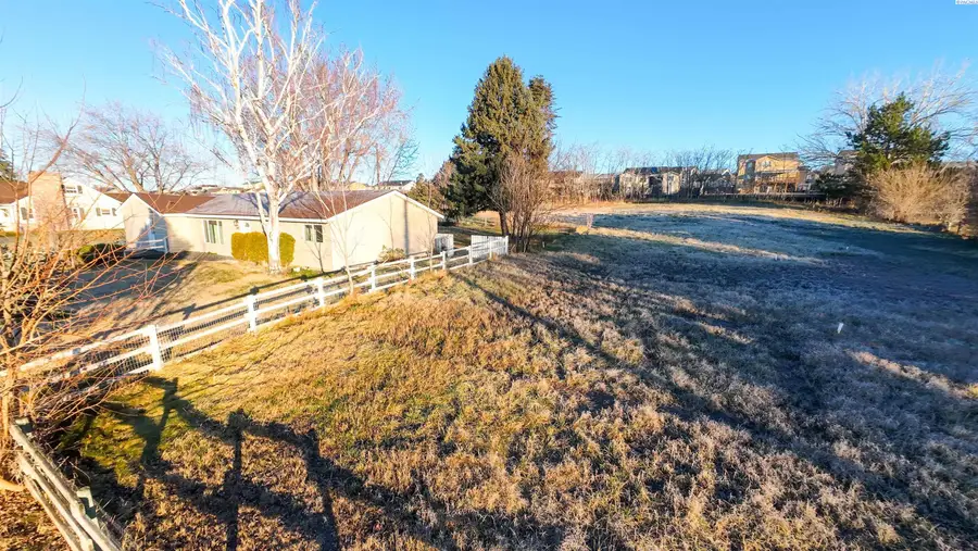 5617 W Argent Road, Pasco, WA 99301 - #2