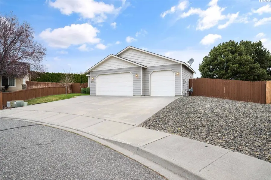 3710 S Sharron, Kennewick, WA 99337 - #3