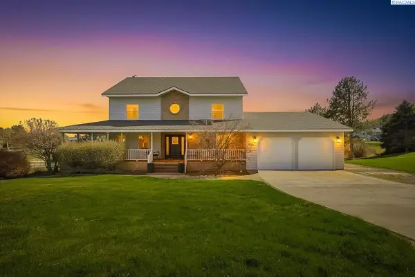 1128 Country Ridge Dr, Richland, WA 99352