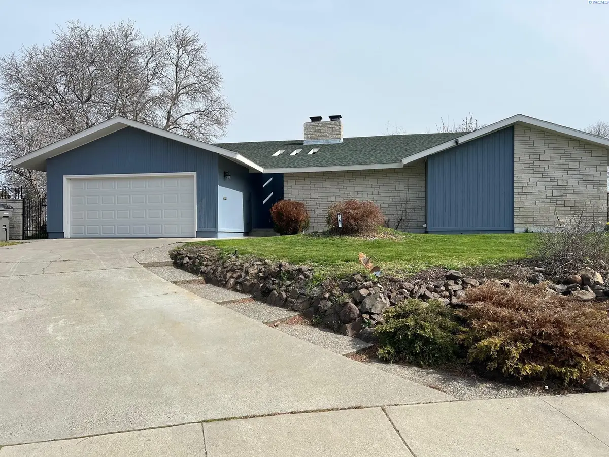 2352 Enterprise Drive, Richland, WA 99354 - #1