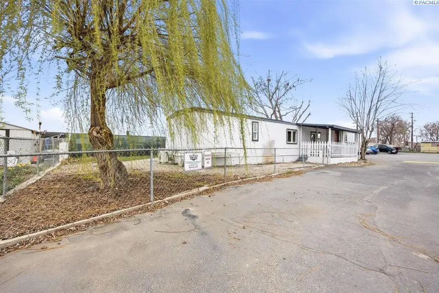 1416 N 1st Ave #40, Pasco, WA 99301 - #2