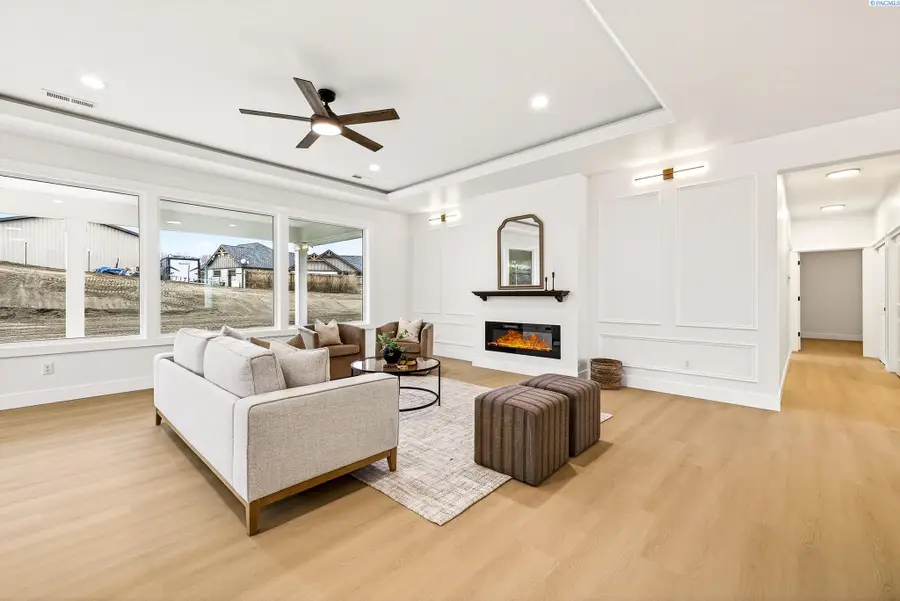 6622 E 2nd St, Benton City, WA 99320 - #2