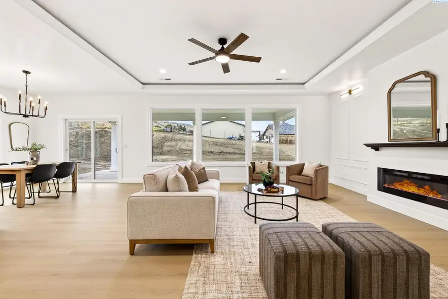 6622 E 2nd St, Benton City, WA 99320 - #3