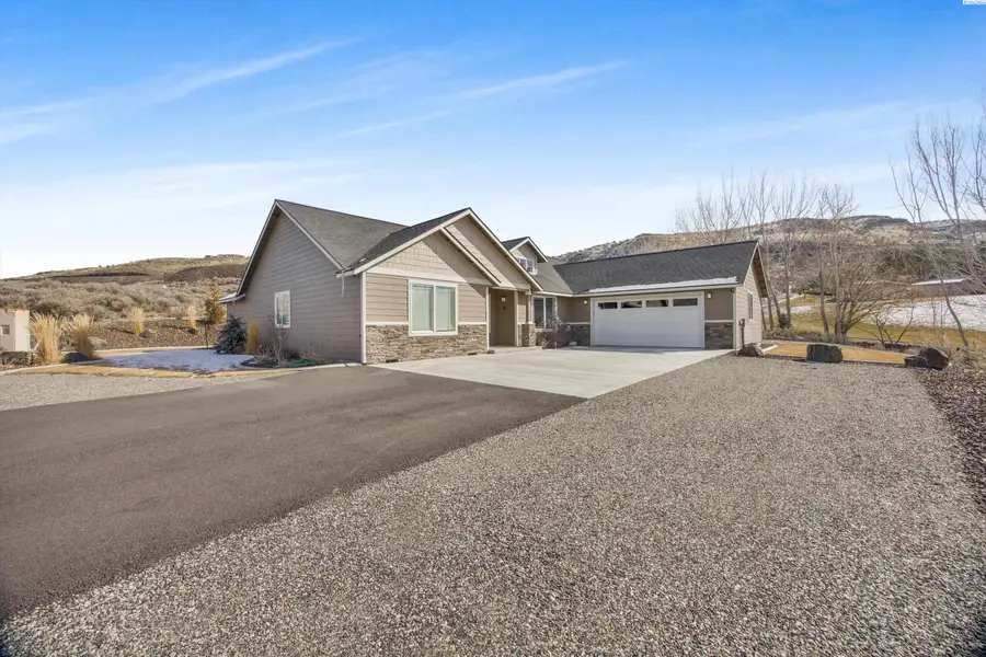 105503 E. Badge E Badger Rd., Kennewick, WA 99338 - #2