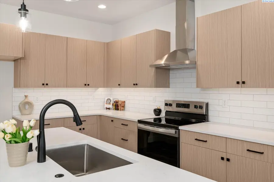 1102 Fairhaven Loop #34, Richland, WA 99352 - #2