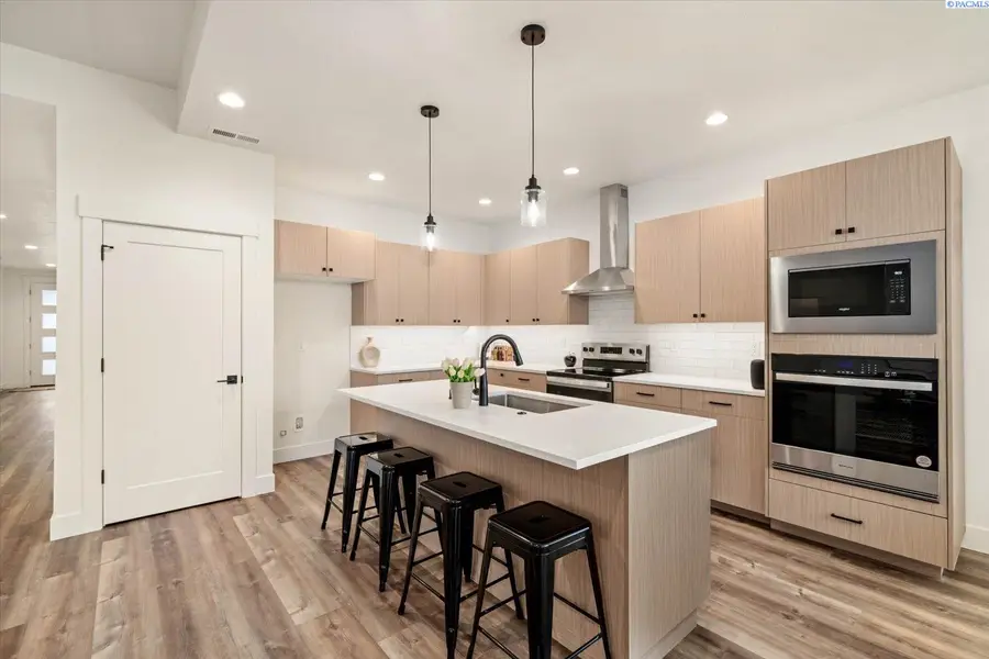 1102 Fairhaven Loop #34, Richland, WA 99352 - #3