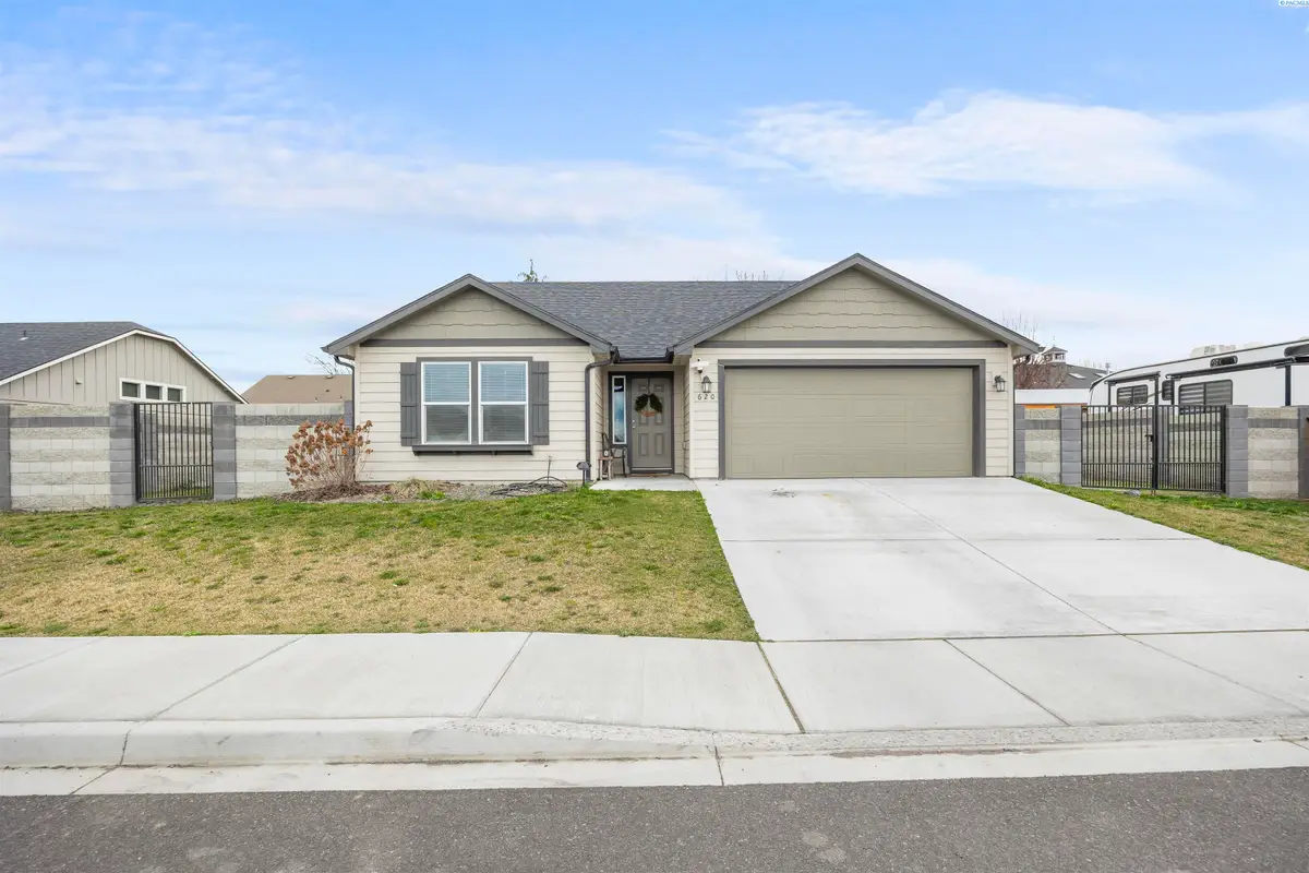 620 Pappys Way, Grandview, WA 98930 - #1