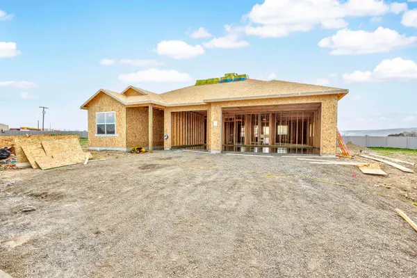 208 Scott Rd, Prosser, WA 99350