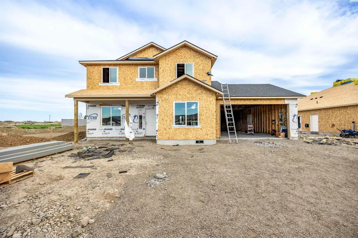 215 Packer St, Prosser, WA 99350 - #1