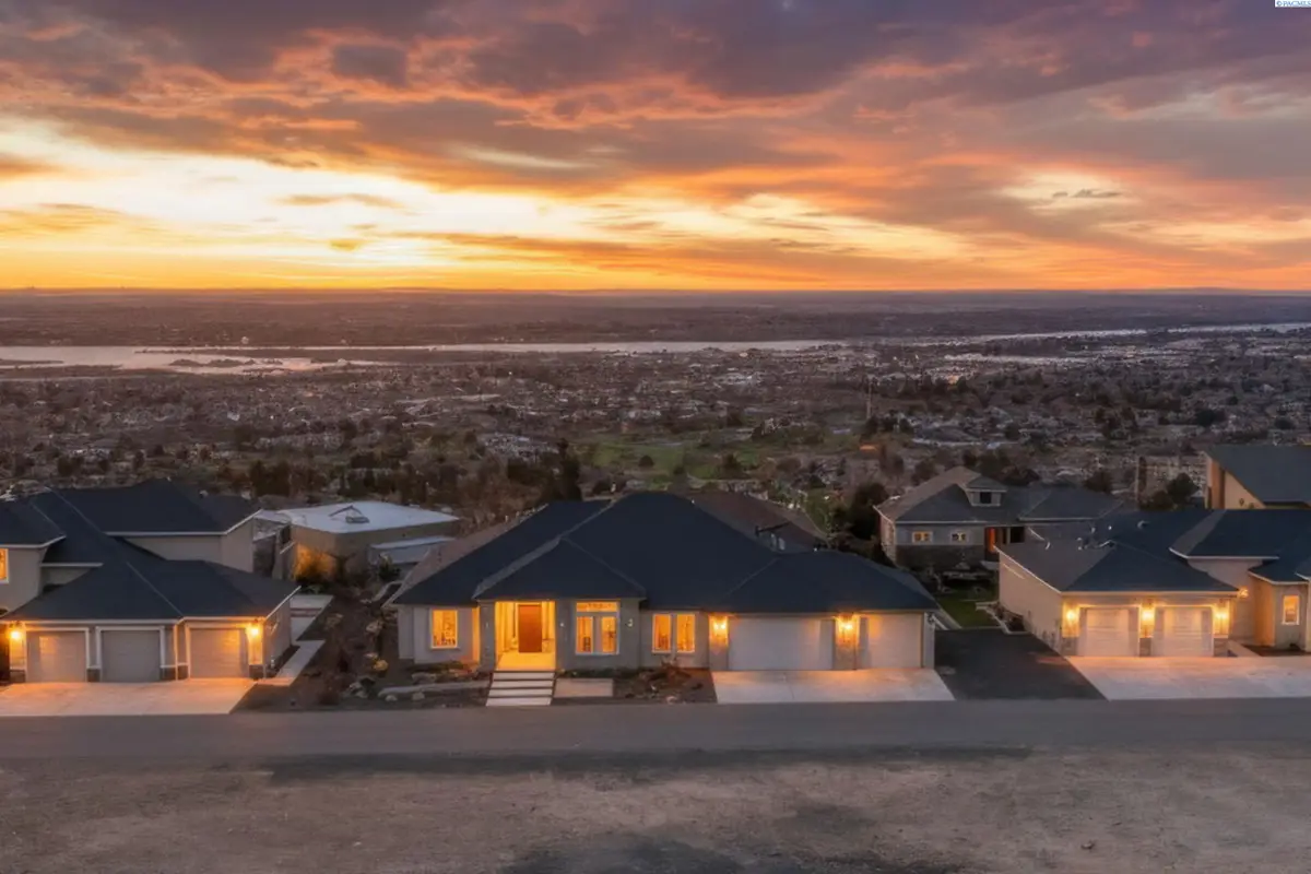 2531 Falconcrest Loop, Richland, WA 99352 - #1