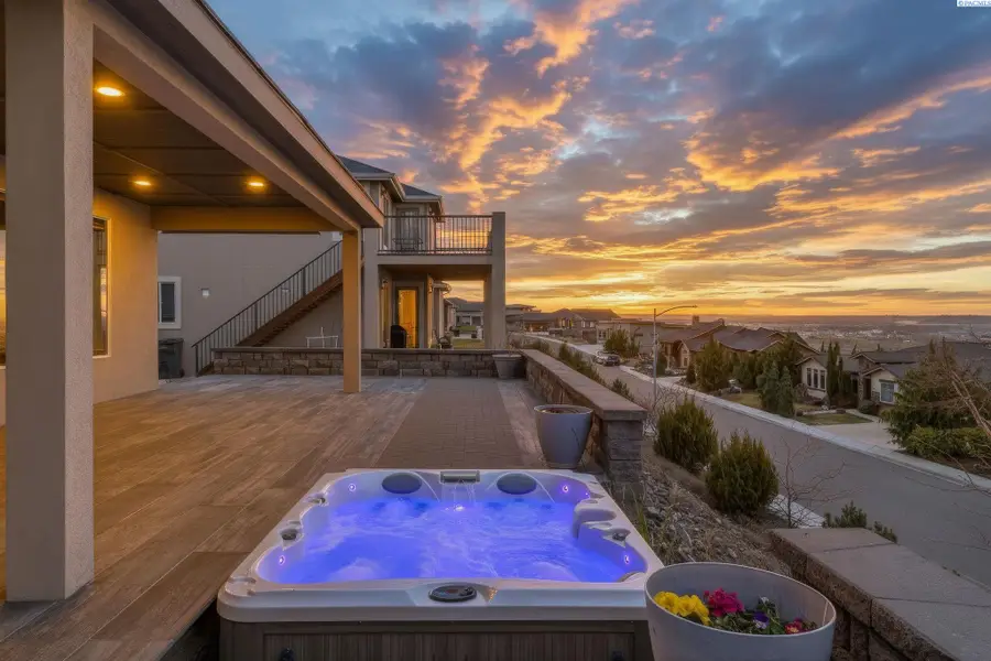 2531 Falconcrest Loop, Richland, WA 99352 - #3