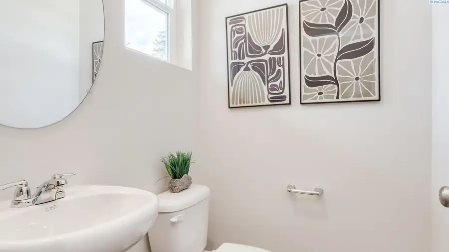 6433 Polar Dr, Pasco, WA 99301 - #3