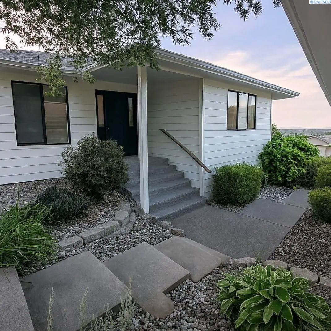 3803 W 40th Pl, Kennewick, WA 99337-0000 - #1