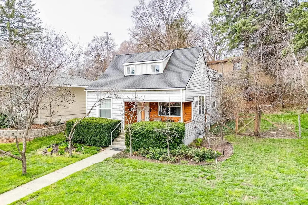 935 NW Bryant St, Pullman, WA 99163 - #1