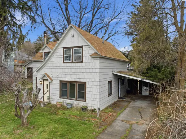 348 NW Harrison, Pullman, WA 99163