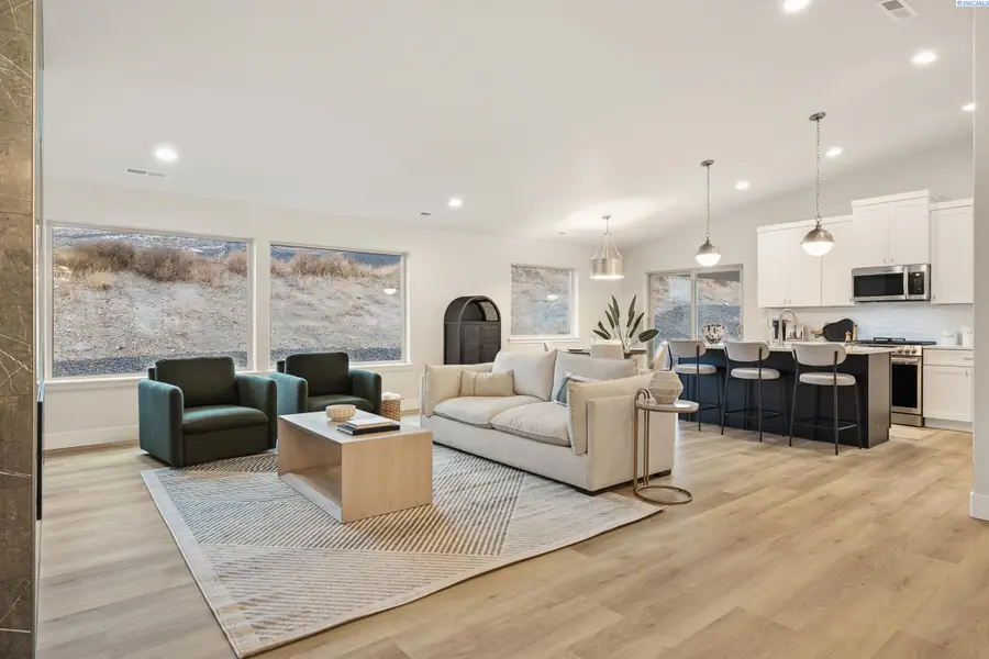 6626 W 30th Pl, Kennewick, WA 99338 - #3