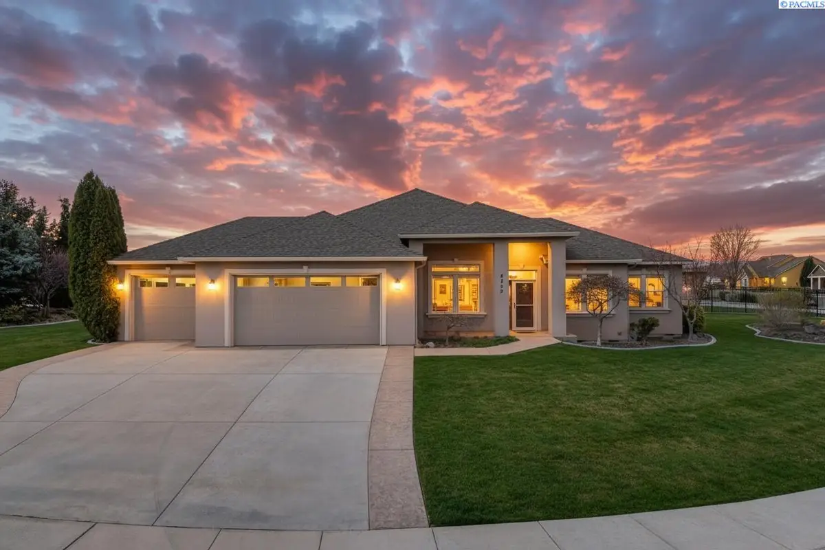 4209 Norma Loop, West Richland, WA 99353 - #1