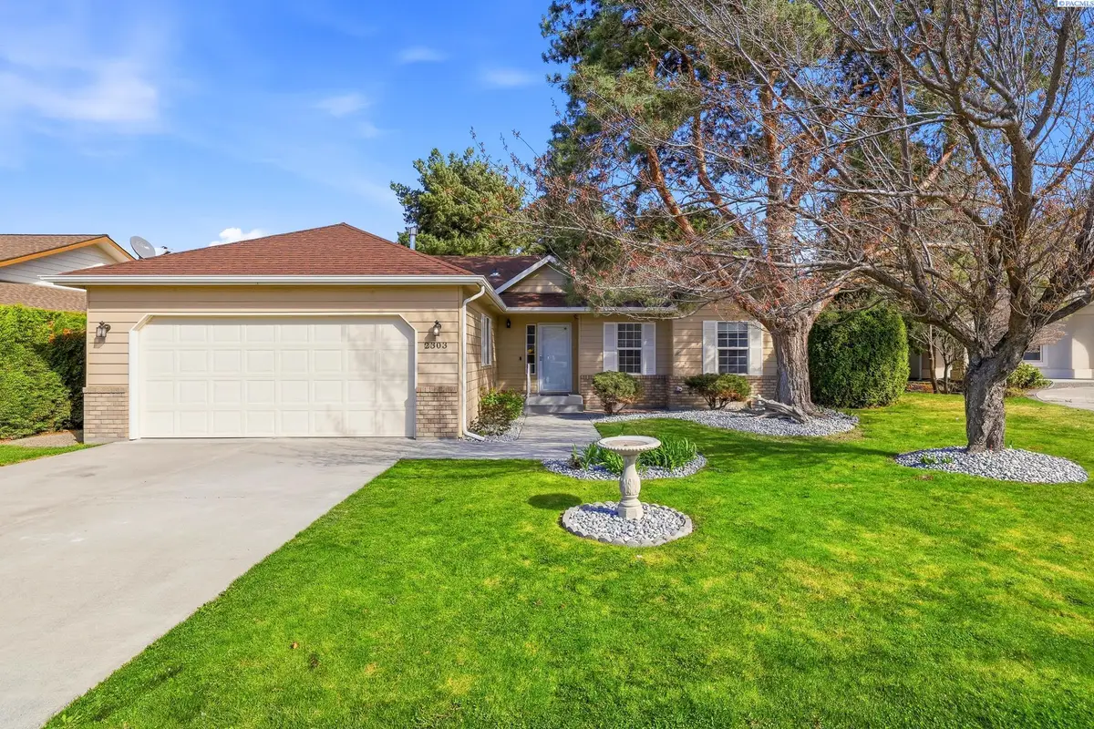 2303 S Arthur Loop, Kennewick, WA 99338 - #1