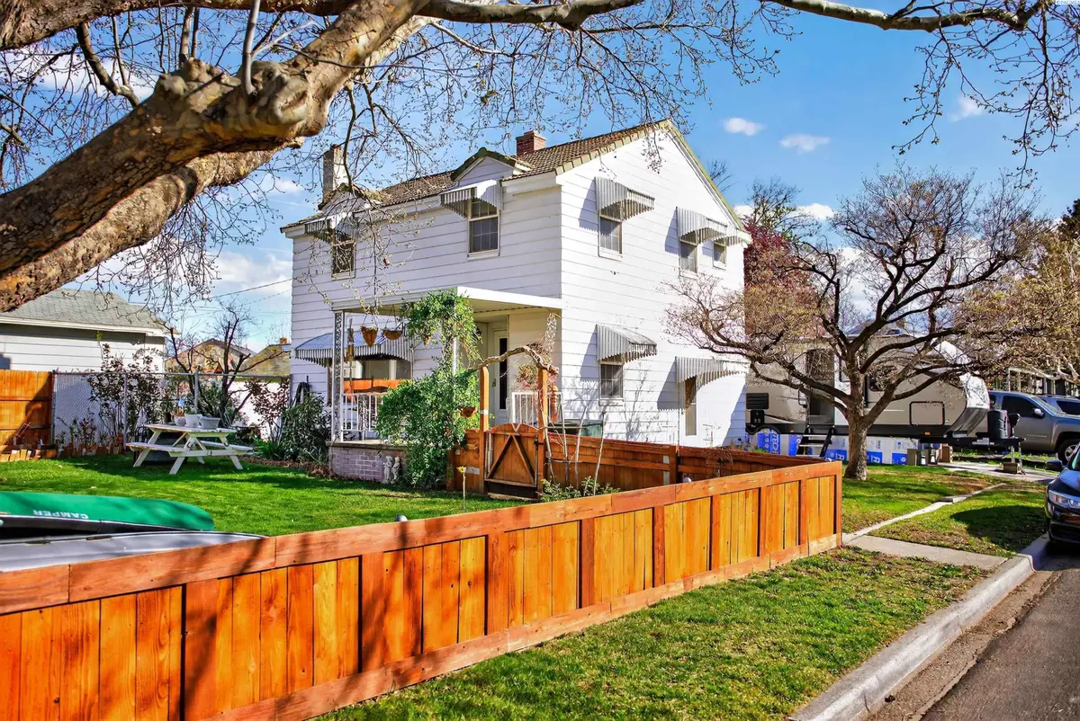 1011 Comstock St, Richland, WA 99352-4523 - #1