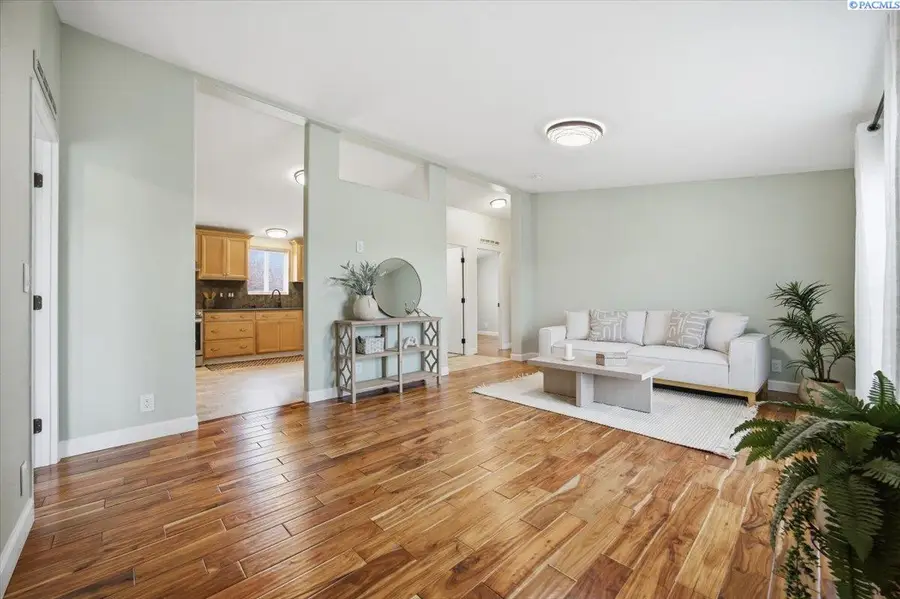 2619 E Adelia Road, Pasco, WA 99301 - #3