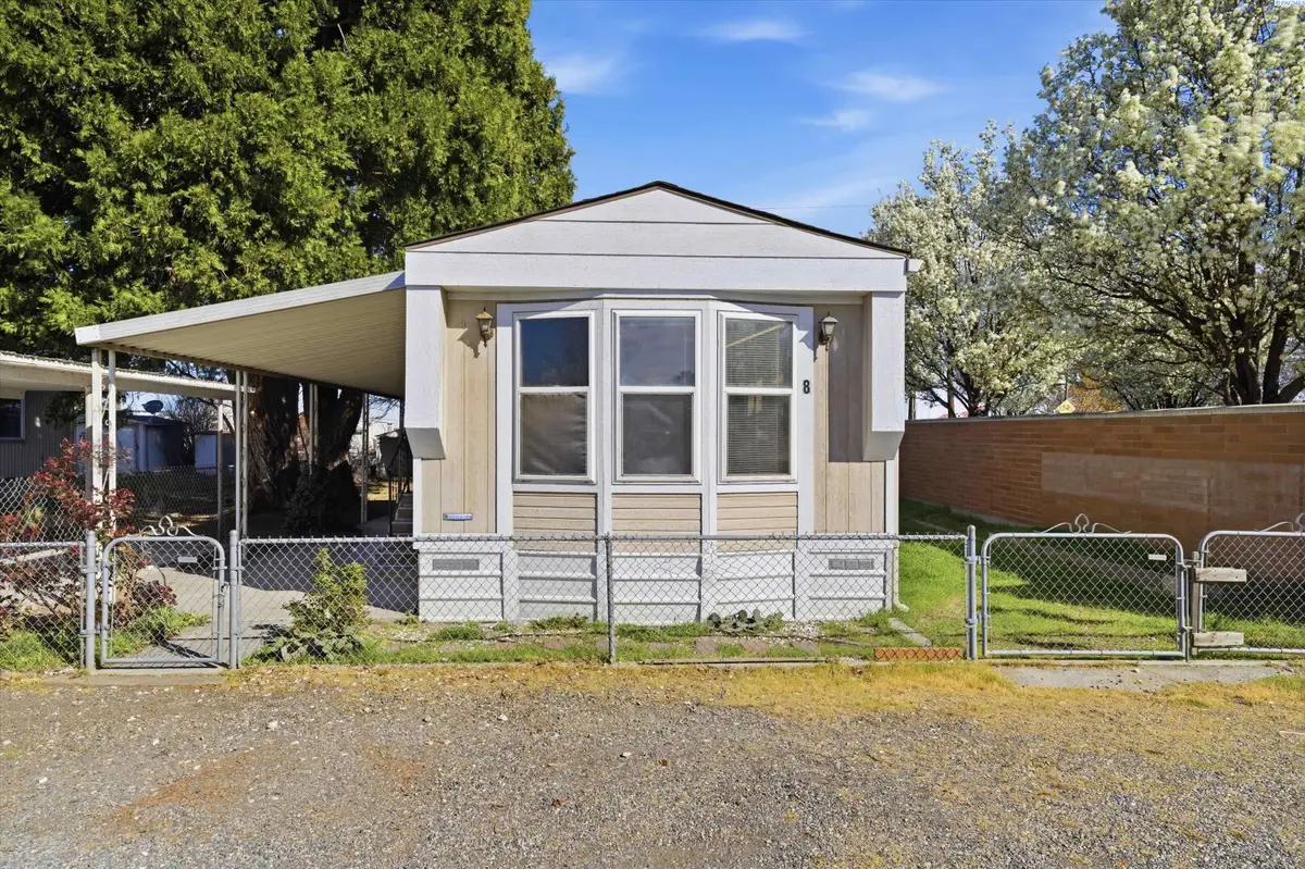 8 W Entiat Place, Kennewick, WA 99336 - #1