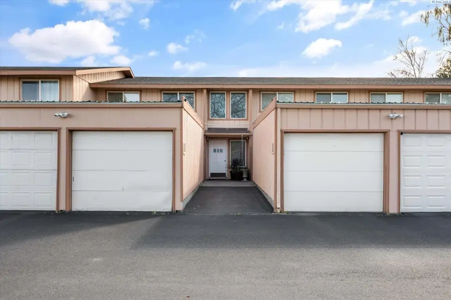 3121 W Hood #I 204, Kennewick, WA 99336 - #2