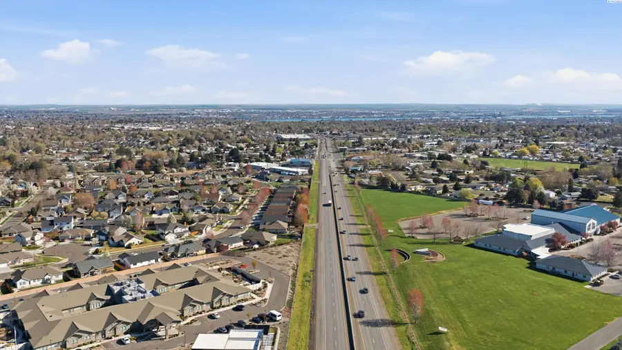 4175 W 24th Ave, Kennewick, WA 99337-3755 - #2