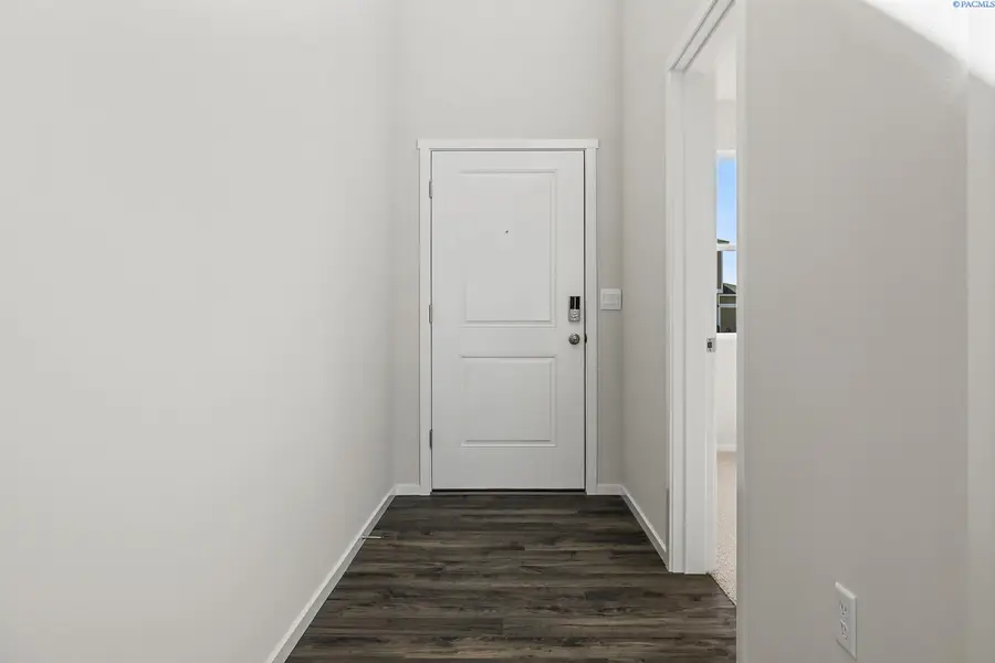 6102 Road 115, Pasco, WA 99301 - #2