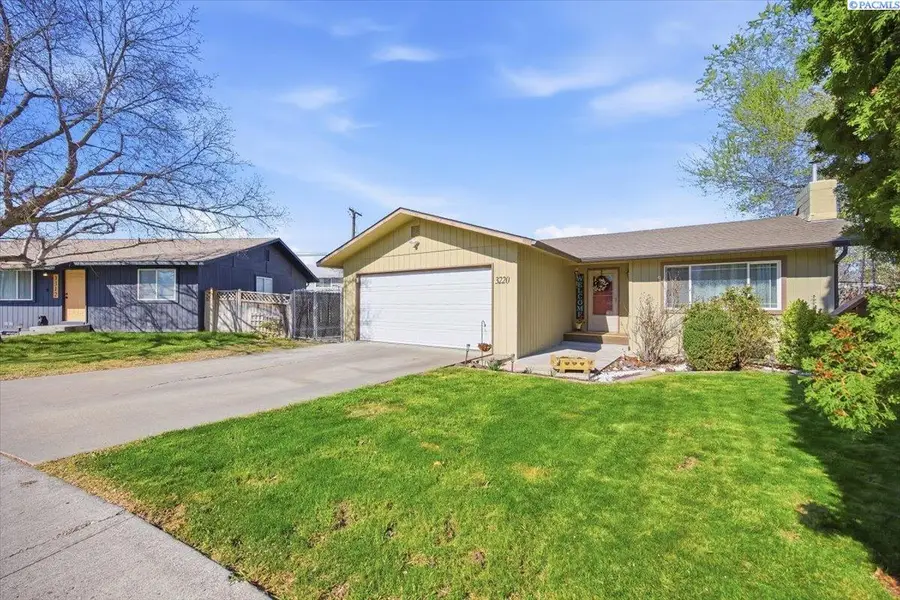 3220 W 3rd Ave., Kennewick, WA 99336 - #2