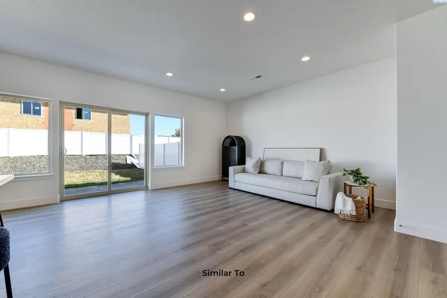 715 Honeylicious St, Richland, WA 99352 - #3