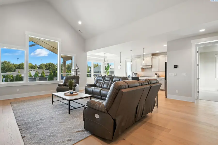 411 Epic St, Richland, WA 99352 - #3