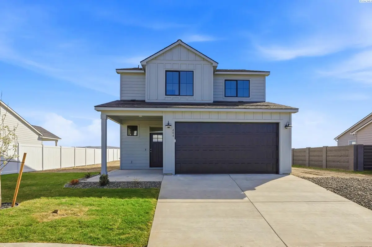 404 Amberly Ave, Grandview, WA 99390 - #1