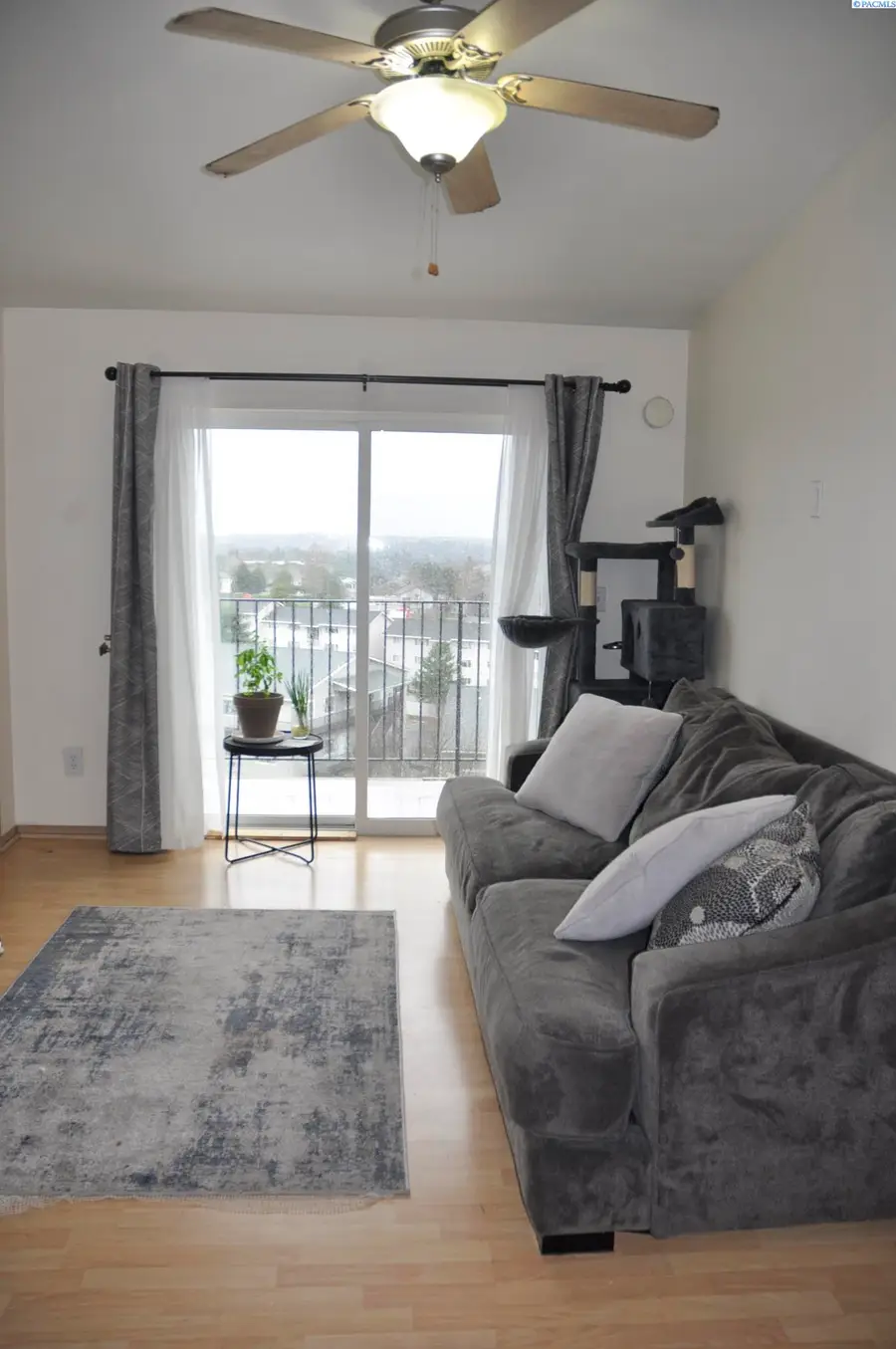 1645 NE Merman Dr. #b-301 #B-301, Pullman, WA 99163 - #2