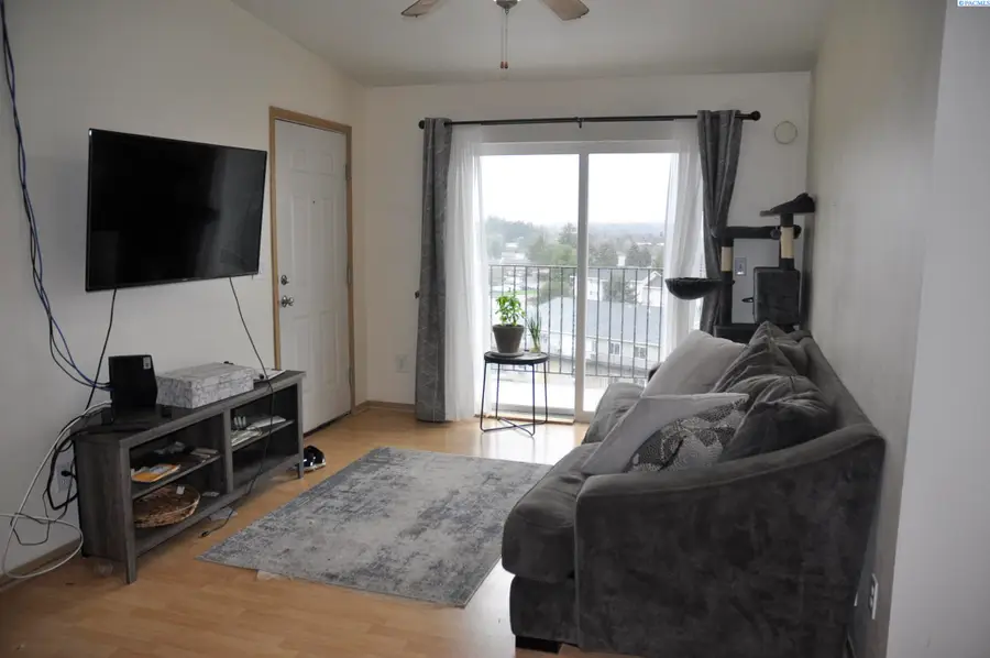 1645 NE Merman Dr. #b-301 #B-301, Pullman, WA 99163 - #3