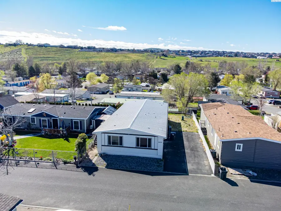 6509 James St #643, West Richland, WA 99353 - #2