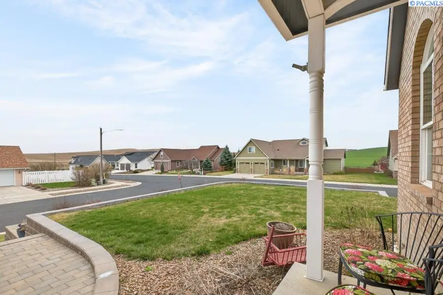 1126 Lake St., Colton, WA 99113 - #3