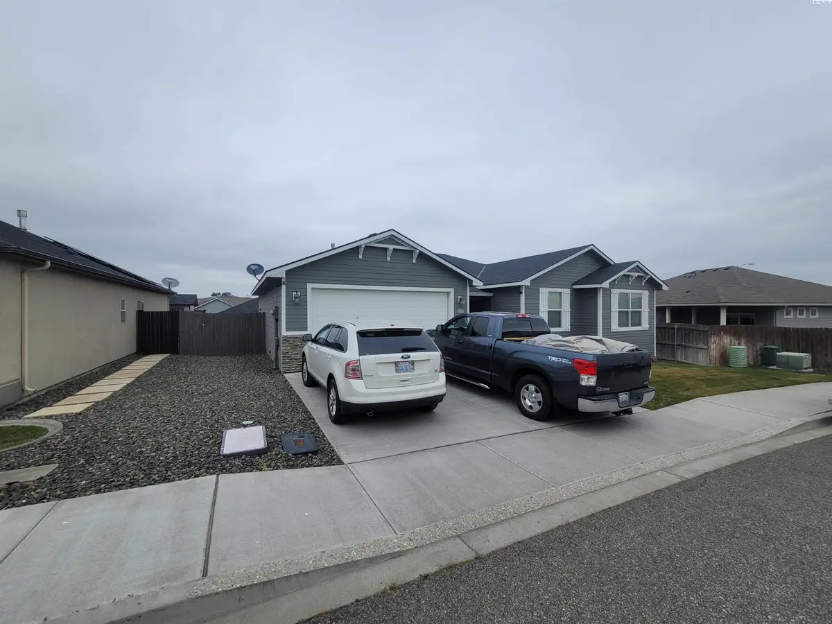 6018 W 41st Avenue, Kennewick, WA 99338 - #1