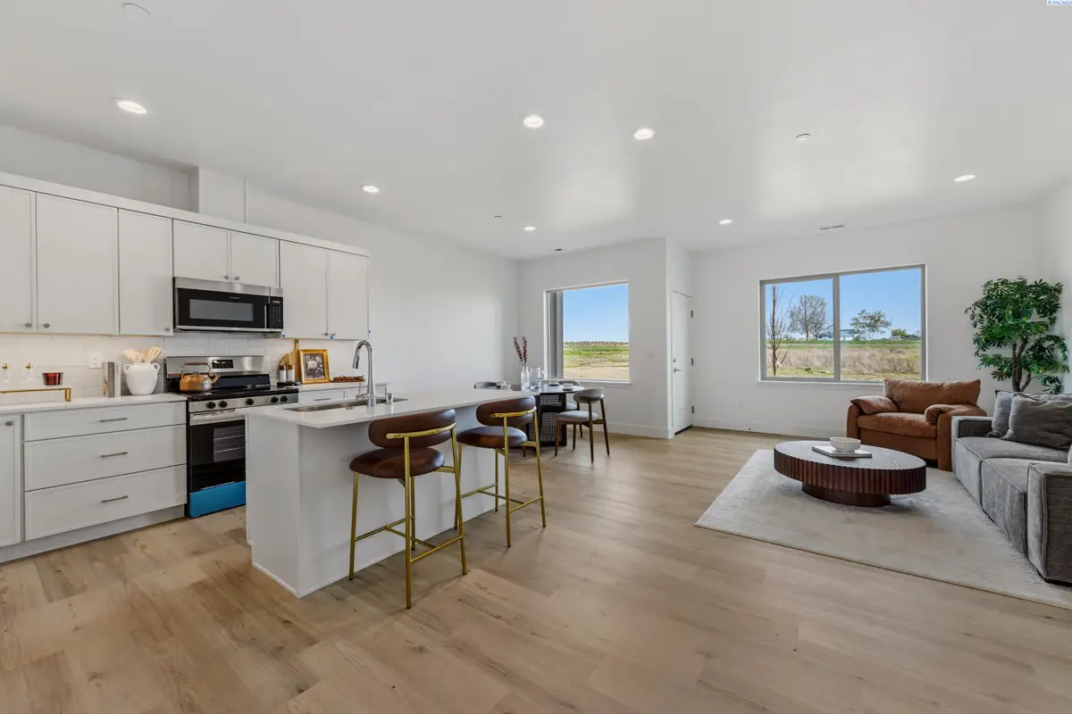 4521 Road 114, Pasco, WA 99301 - #1