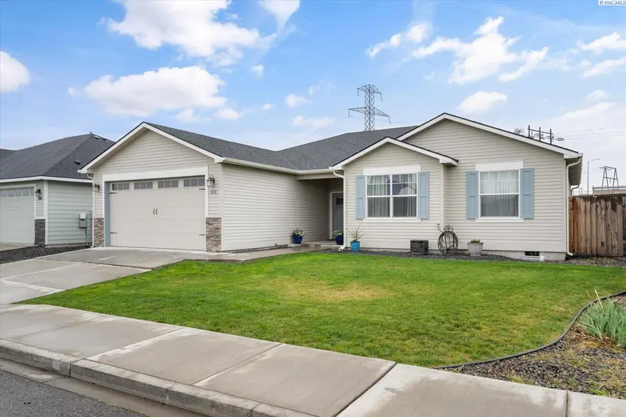 6045 W 41st Ave, Kennewick, WA 99338 - #2