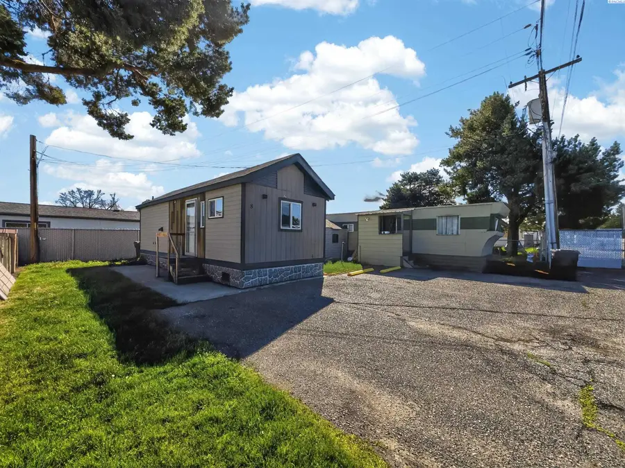 8 Royalty Lane, West Richland, WA 99353 - #2