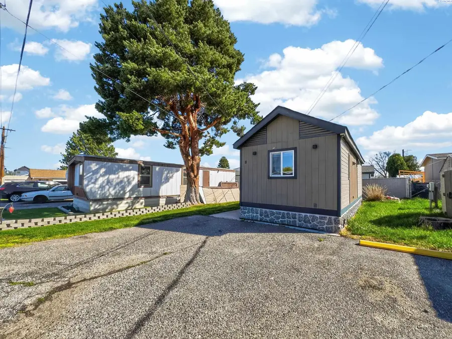 8 Royalty Lane, West Richland, WA 99353 - #3
