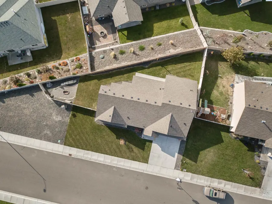 5704 Belmont Dr, Pasco, WA 99301 - #2