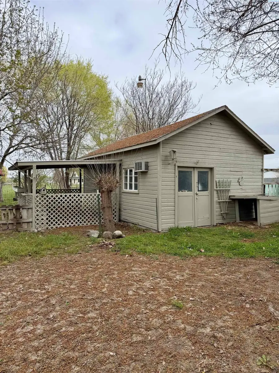 3323 Gum St, Kennewick, WA 99337 - #3